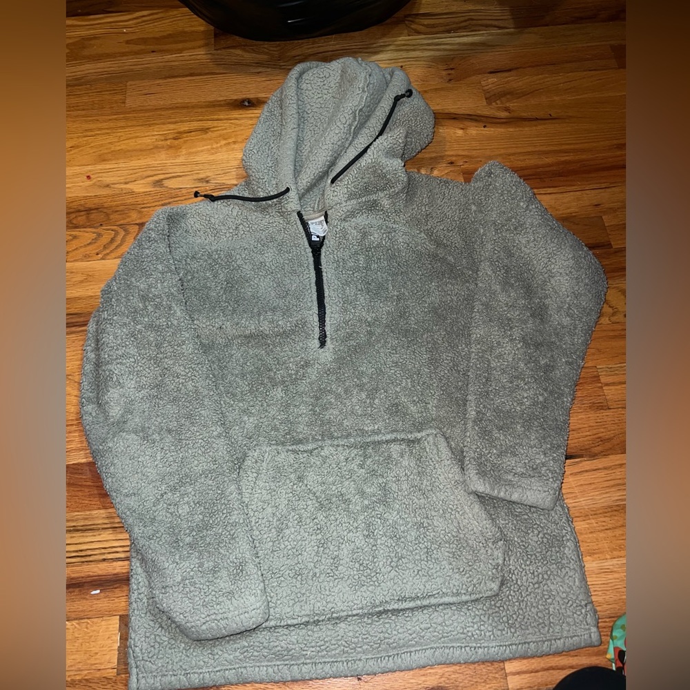 Victoria Secret Pullover